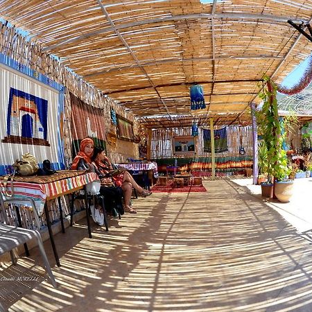 Dar Besmellah Hotel Чефчауен Екстериор снимка
