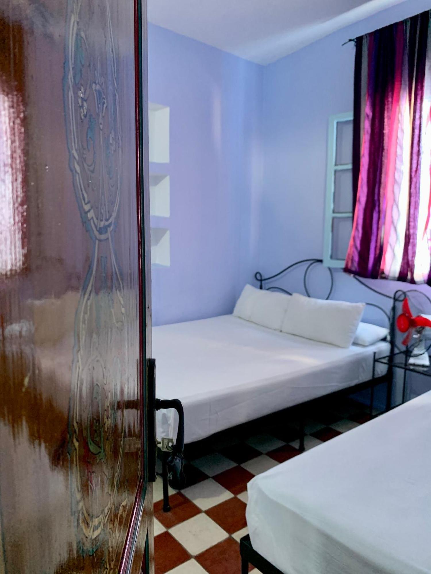 Dar Besmellah Hotel Чефчауен Екстериор снимка